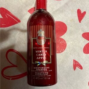 Bath & Body Works Winter Candy Apple Shampoo - Red